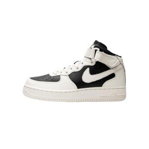 Nike Women's Air Force 1 '07 Mid